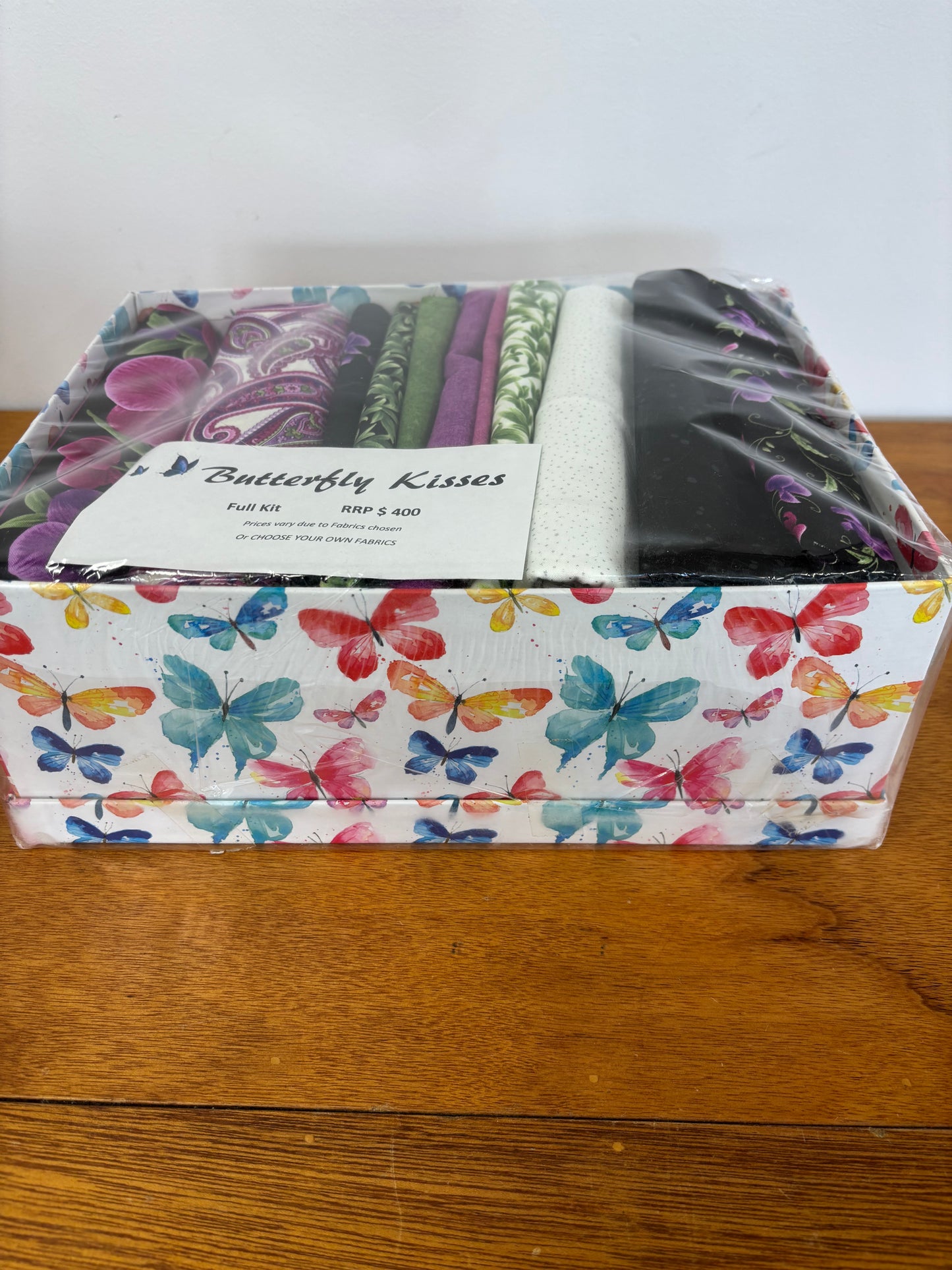 BUTTERFLY KISSES QUILT KIT