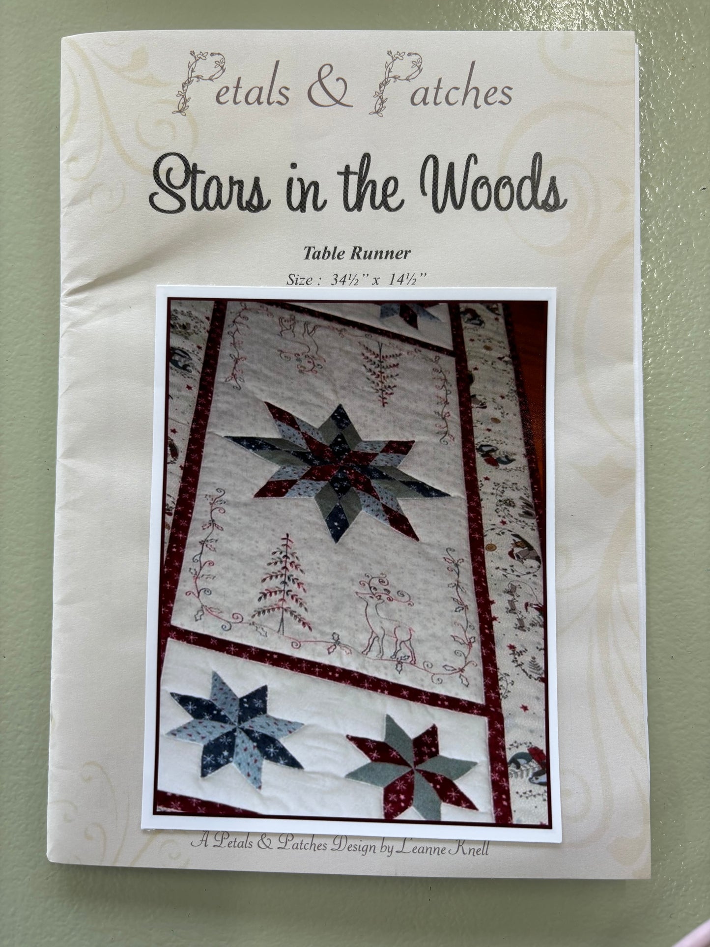 STARS IN THE WOODS TABLE RUNNER