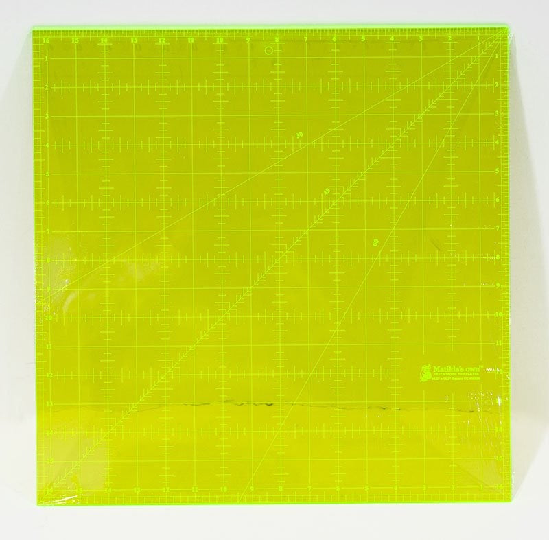 SQUARE 16.5"