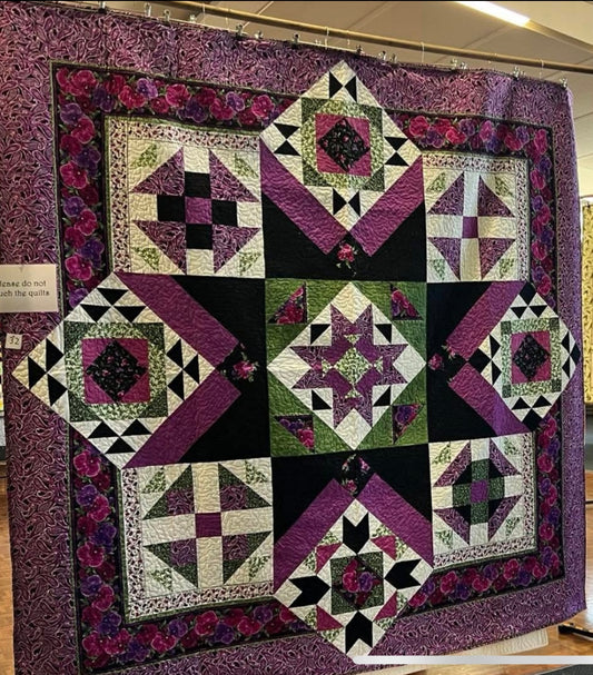 BUTTERFLY KISSES QUILT KIT